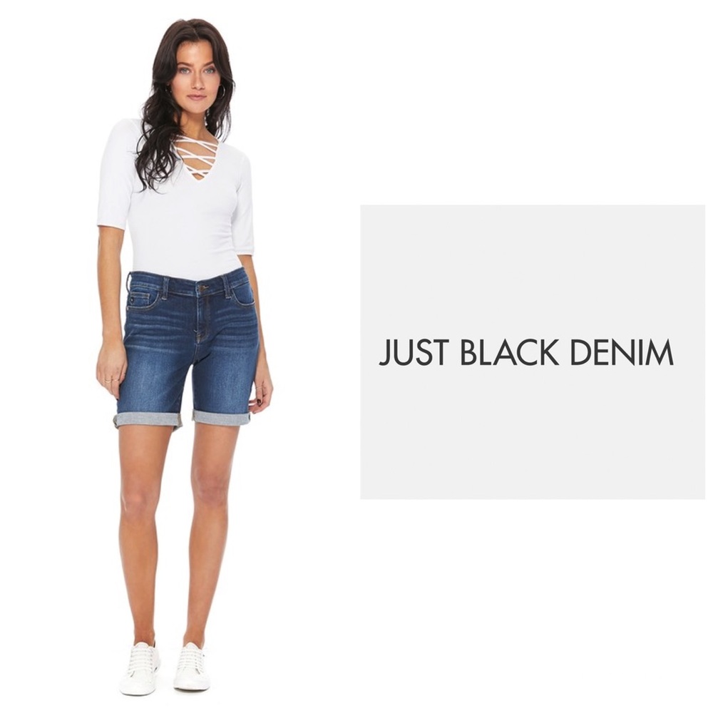 Just Black Denim Cufffed Bermuda Shorts Size 27